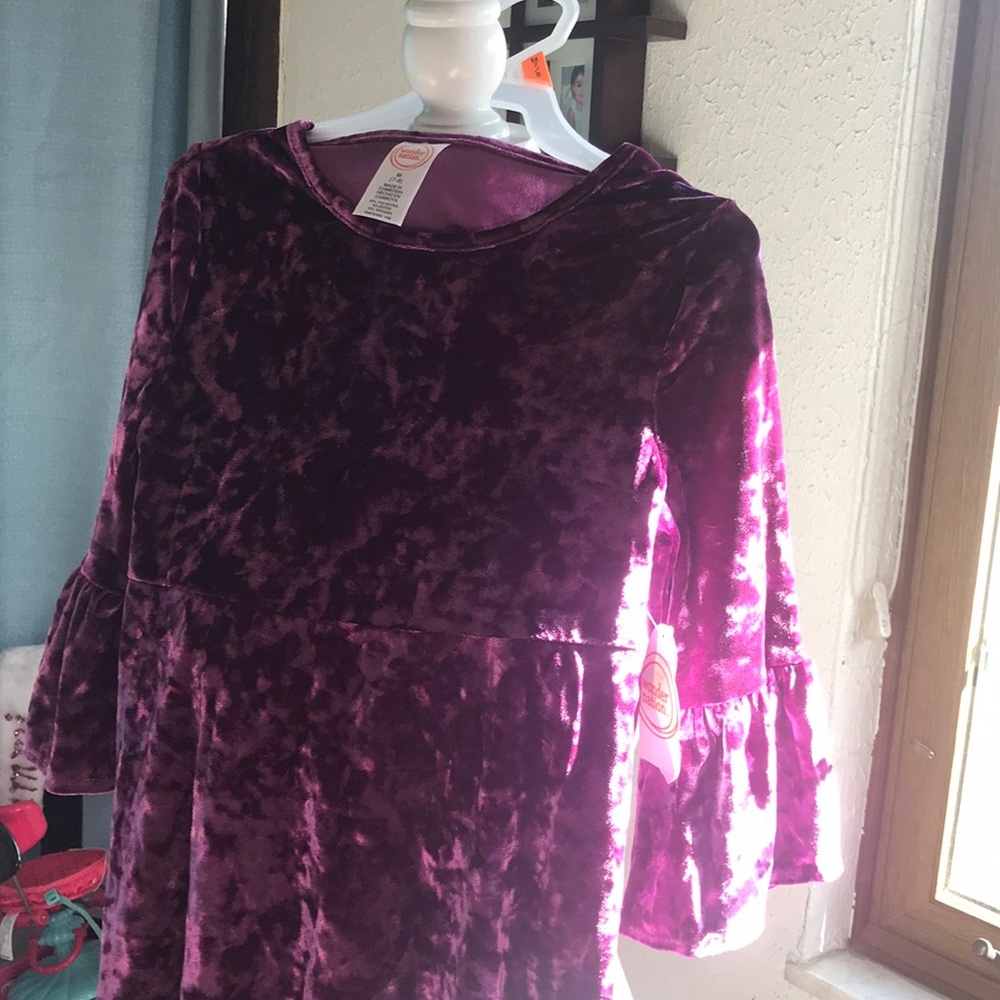 Dress - Picture 2 of 2